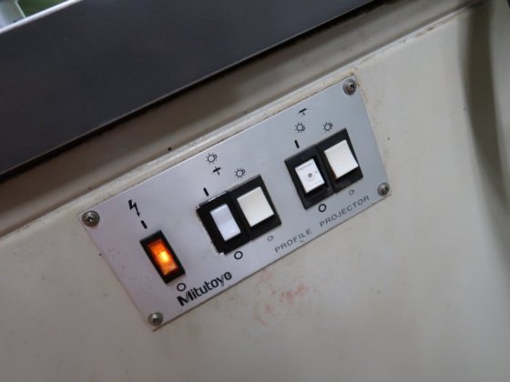 2001 Mitutoyo PV-600A