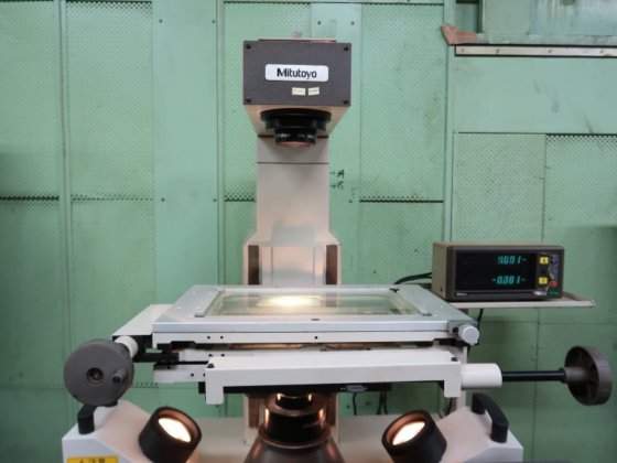 2001 Mitutoyo PV-600A