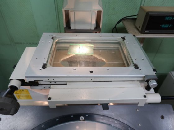 2001 Mitutoyo PV-600A