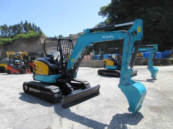 2017 KUBOTA U-40-6E