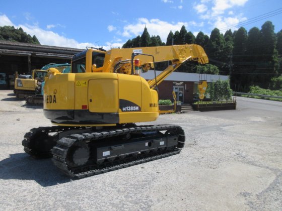 2012 MAEDA LC1385M-8
