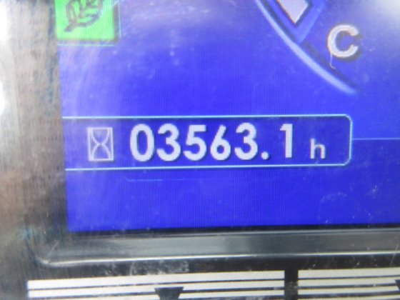 2017 KOMATSU PC78US-10