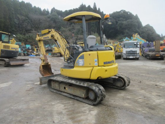 2014 KOMATSU PC40MR-3