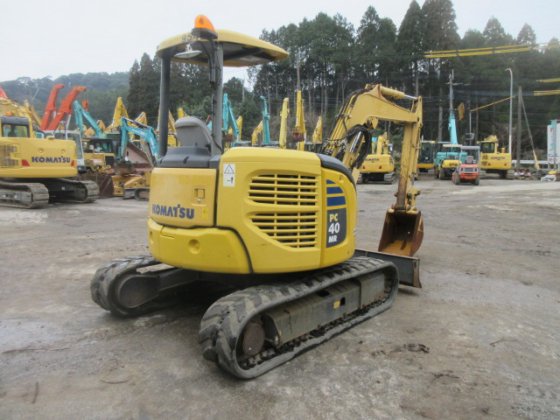2015 KOMATSU PC40MR-3