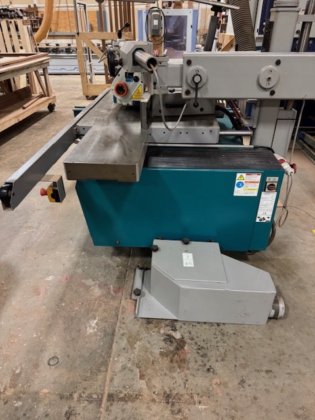 Martin T27 "Flex" Tilting Arbor