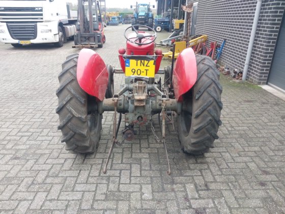 Massey-Ferguson 30