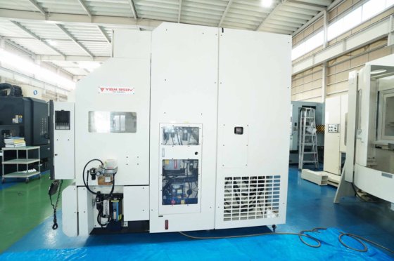 2001 安田工業(株) YBM-950V