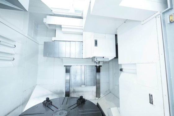 2012 オークマ(株) VTM-200