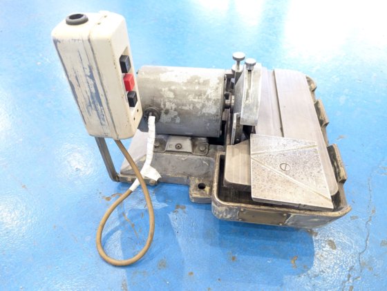 超硬工具研磨　旭ダイヤモンド工業