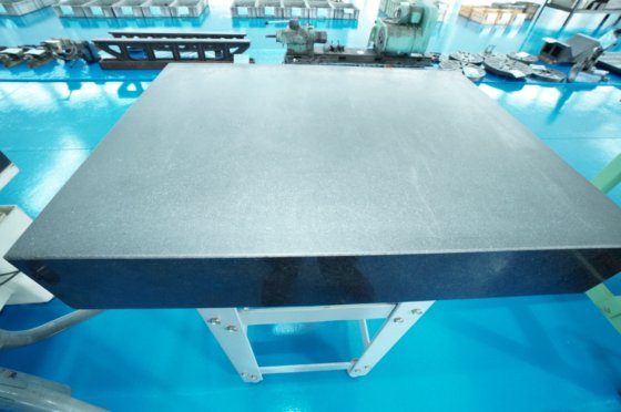 石定盤　新潟精機　600×450