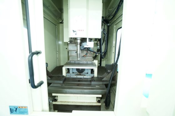 2002 (株)スギノマシン MS2000VP