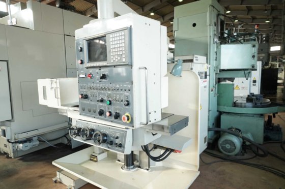 1996 OKUMA HOWA FMR-40 in Tokyo, Japan