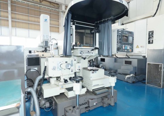 1998 (株)アマダワシノ GLS-680H