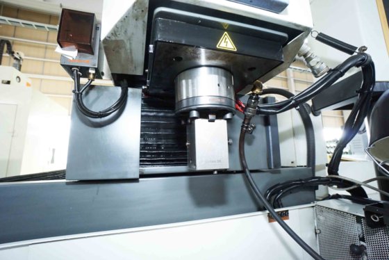 2001 三菱電機(株) EA-8