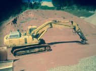 2000 Komatsu PC300-6 in Queensland,