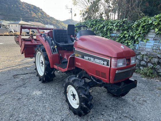 三菱マヒンドラ農機（株） MT165