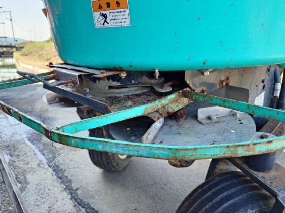 （株）タカキタ BS7220