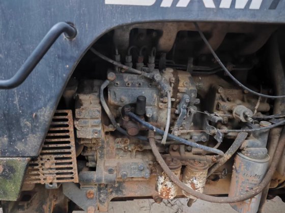 2012 雷沃欧豹M754轮式拖拉机