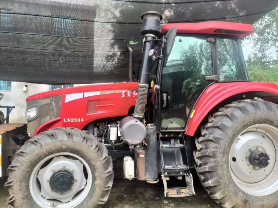 2021 东方红LN2004拖拉机