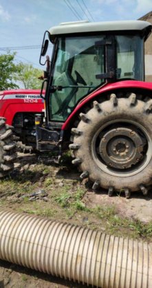 2015 爱科1204拖拉机