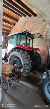 2015 爱科1204拖拉机