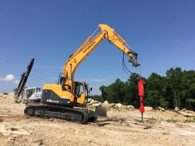 強力型パッカー. 油圧ショベル用超強力ロックスプリッター