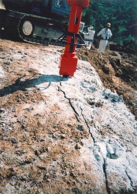 強力型パッカー. 油圧ショベル用超強力ロックスプリッター