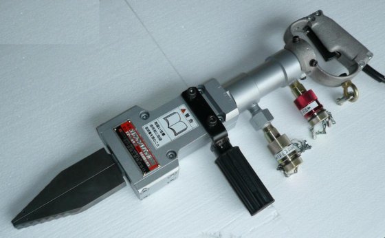 エレファントパッカー. 次世代堰折り機