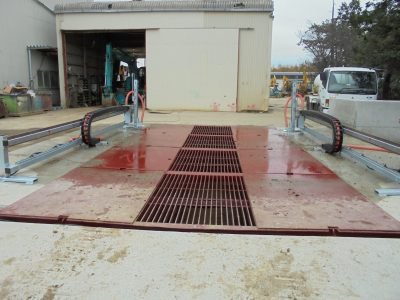 剛洗 建機洗浄ロボ. 次世代自動建機洗浄システム