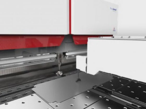 CNC – 面板折弯机