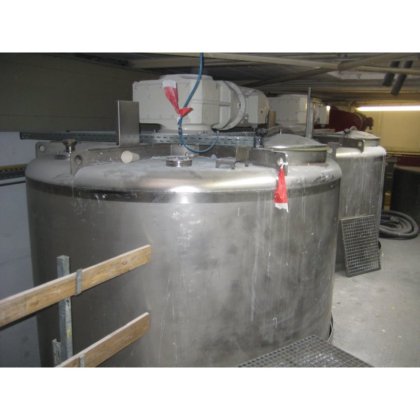 Serbatoio agitatore da 15 mc