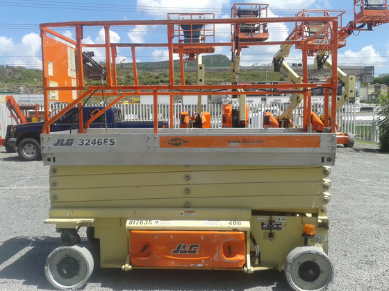 Used 2006 JLG Scissor Lift