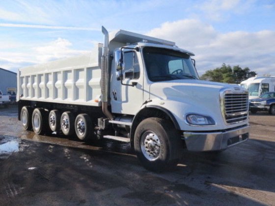 Freightliner Columbus Ne >> Freightliner Dump Truck In Columbus Oh Usa Freightliner Columbus Ne >> Freightliner Dump Truck In Columbus Oh Usa