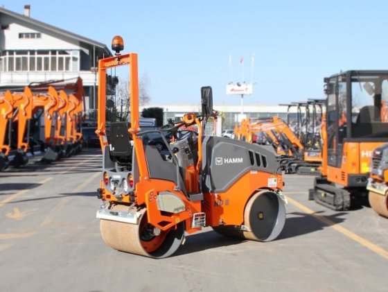 2019 Hamm HD8VV
