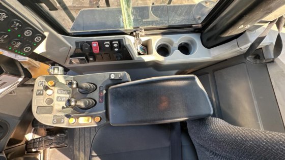 2017 Caterpillar 950M