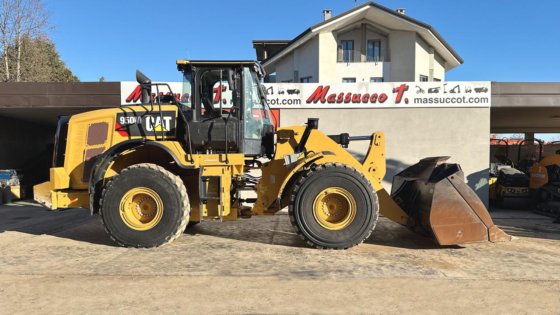 2017 Caterpillar 950M