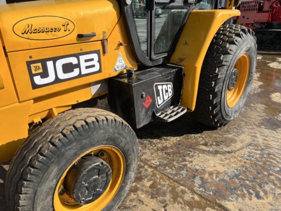 2012 JCB 926