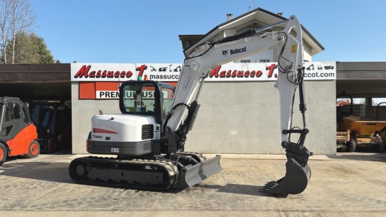 2020 Bobcat E85