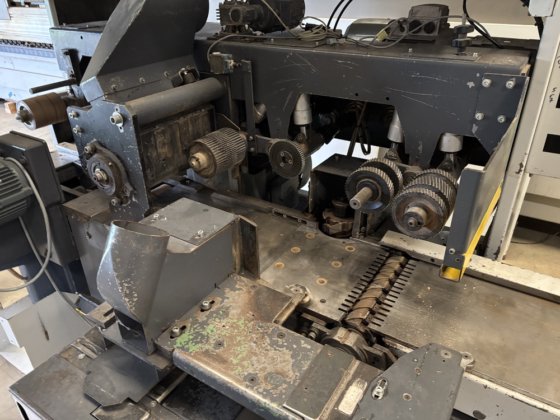 4面モールダーHEMAGコロマックスメガ