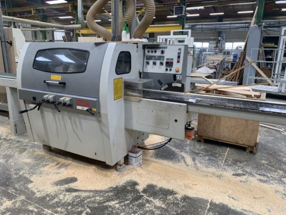 用于窗户生产的柔性生产线 HEXAGON - C2895