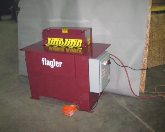 Flagler Air Operated Cleatfolder Machine