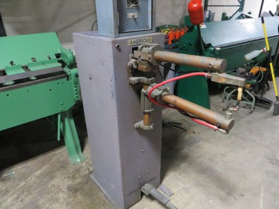 American Rocker Arm Spot Welder