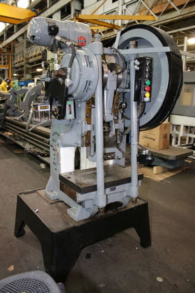 1966 35 Ton 2.5" Stroke