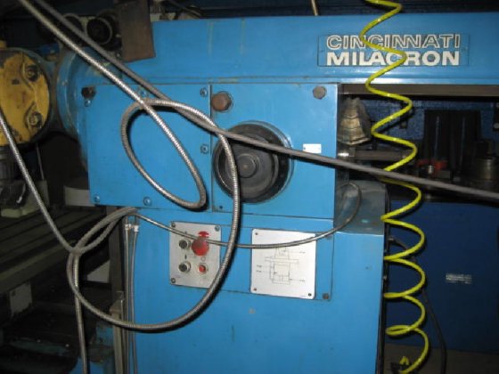 CINCINNATI MILICRON 207MK HORIZONTAL MILL