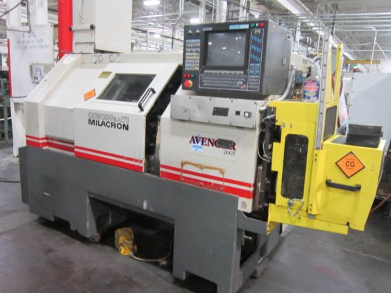 1995 CINCINNATI MILICRON M-200T AVENGER