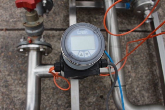 循環ポンプ付きテラルバチューブ熱交換器