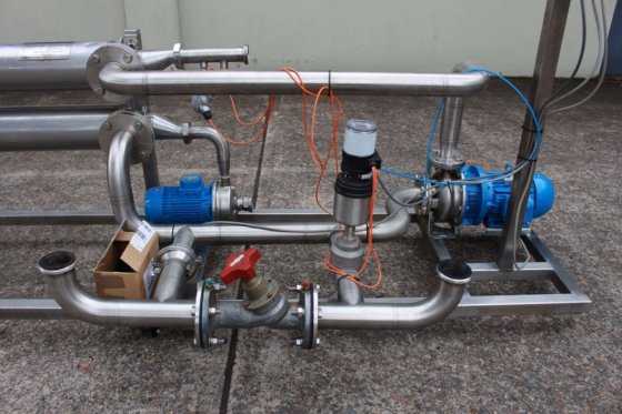 循環ポンプ付きテラルバチューブ熱交換器