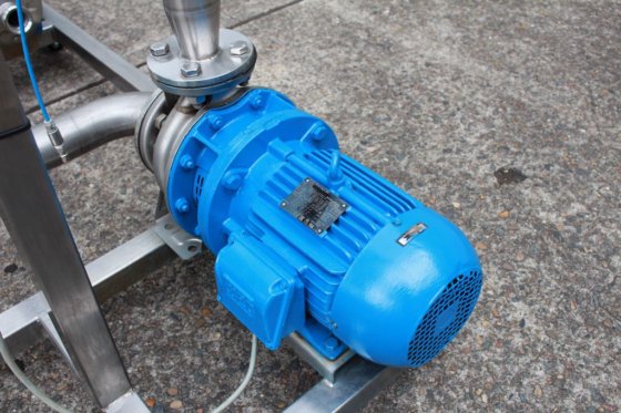 循環ポンプ付きテラルバチューブ熱交換器