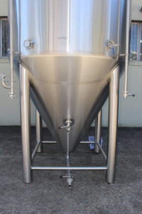 不锈钢夹套式水箱