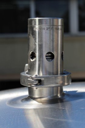 不锈钢夹套式水箱